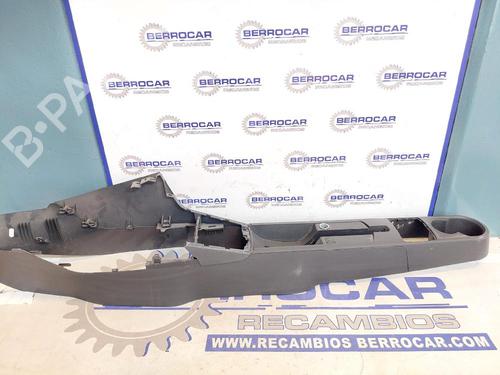 Used Middle console Middle console SKODA RAPID Spaceback (NH1) 1.6 TDI (90 hp) 31569359 31569359