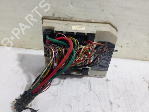 Used Fuse box NISSAN MICRA III (K12) 1.2 16V (80 hp) 31561822