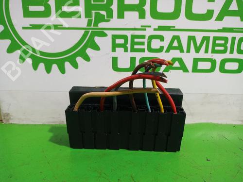 Used Fuse box CITROËN C4 I (LC_) [2004-2014]  31675930