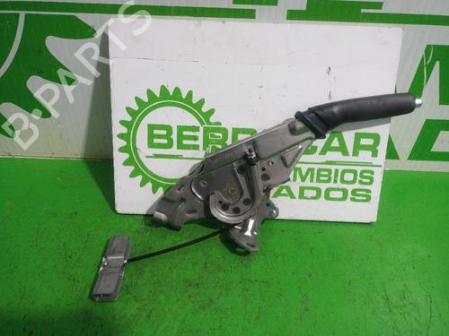Used Hand brake Hand brake TOYOTA AURIS (_E18_) 1.2 (NRE185_, NRE185R) (116 hp) 31547834 31547834