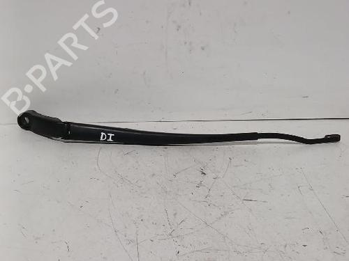 front-windshield-wiper-arm-toyota-yaris-_p9_-2005-2006-2007-2008-2009-2010-2011-2012-2013-2014-32466103 main image