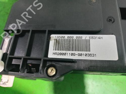 Sikringsdose BMW 3 (E46) 320 d (136 hp) 31550067