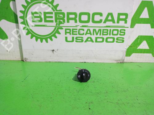 Used Switch Switch RENAULT GRAND SCÉNIC III (JZ0/1_) 1.2 TCe (JZ16) (132 hp) 31550780 31550780