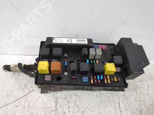 Fuse box OPEL ASTRA H GTC (A04) 1.7 CDTi (L08) | BP33735337E1 - Image 2