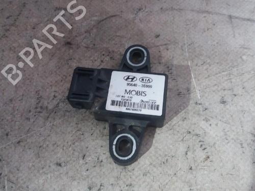 Used Electronic sensor Electronic sensor KIA SORENTO I (JC) 2.5 CRDi (170 hp) 31569791 31569791