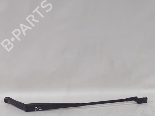 Used Front windshield wiper arm Front windshield wiper arm 39612757 39612757