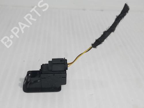 Left rear window switch VW TOURAN (5T1) 1.6 TDI | BP31555638I29