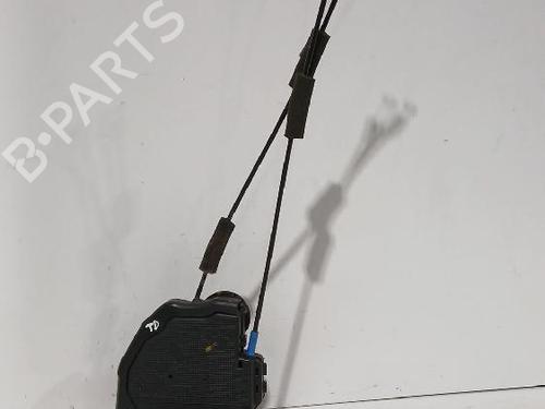 Højre bagtil lås Højre bagtil lås TOYOTA COROLLA Saloon (_E21_) 1.8 VVTi Hybrid (ZWE211) (122 hp) 33747258 33747258