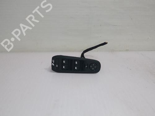 Used Left front window switch Left front window switch PEUGEOT 308 SW II (LC_, LJ_, LR_, LX_, L4_) 1.2 THP 110 (110 hp) 31558022 31558022