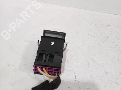 Switch SEAT LEON (1M1) | BP32489814I30