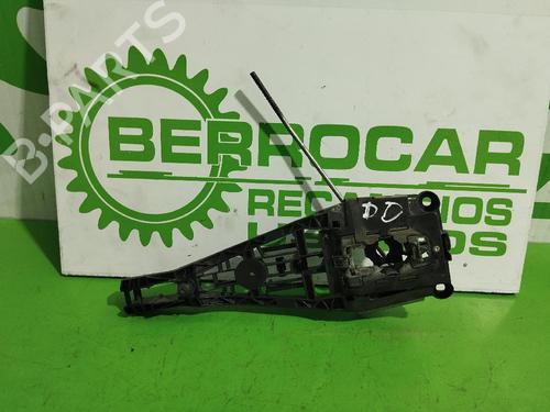 Used Front right exterior door handle OPEL INSIGNIA A Saloon (G09) 2.0 CDTI (69) (131 hp) 31543689