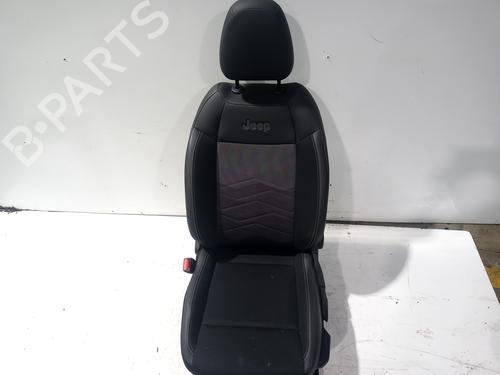 left-front-seat-jeep-avenger-j2-2022-39105344 main image