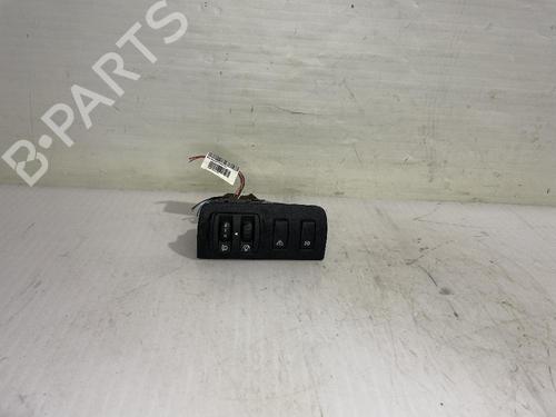 Used Headlight switch RENAULT MEGANE IV Saloon 1.3 TCe 115 (LVN9) (116 hp) 31558347