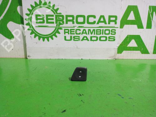 Used Left front window switch FIAT 500 C (312_) 1.3 D Multijet (312CXE1A, 312AXE1A) (95 hp) 31551820