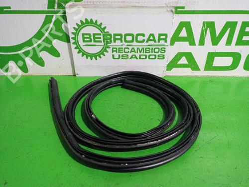 Used Rubber door seal FORD FIESTA V (JH_, JD_) 1.4 TDCi (68 hp) 31552948