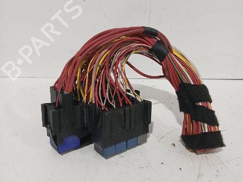 Fuse box SMART FORFOUR Hatchback (453) electric drive / EQ (453.091) | BP32464505E1
