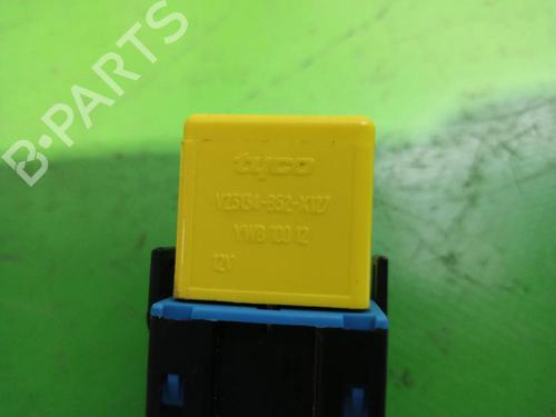 Electronic module LAND ROVER FREELANDER I Soft Top (L314) 2.0 TD4 4x4 | BP31552718M83