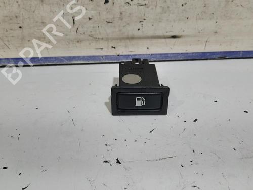 Used Switch Switch TOYOTA AVENSIS Saloon (_T25_) 2.2 D-4D (ADT251_, ADT251R) (150 hp) 31540128 31540128