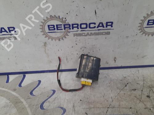 Used Electronic module HYUNDAI GETZ (TB) 1.1 (63 hp) 31570446