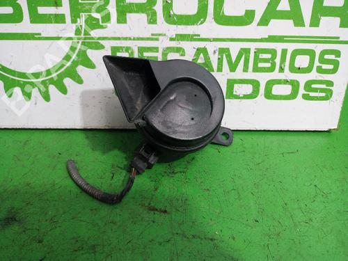 Used Horn Horn SEAT IBIZA III (6L1) 1.4 16V (75 hp) 31547975 31547975
