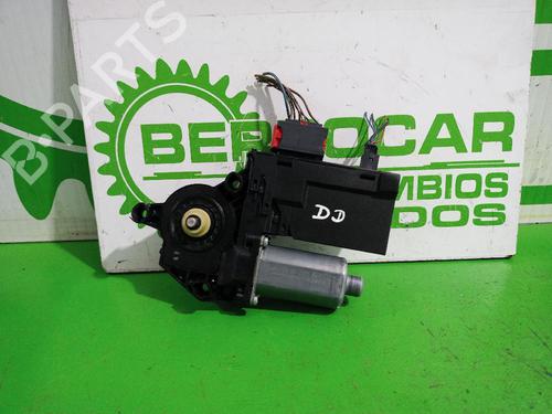 Used Right front window motor PEUGEOT 307 Break (3E) 1.6 16V (109 hp) 31546777