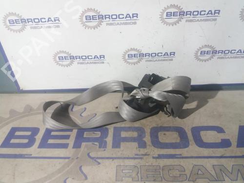 Used Front right seatbelt KIA SORENTO I (JC) 2.5 CRDi (170 hp) 31569867