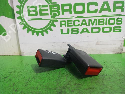 Engache cinturón Engache cinturón OPEL ZAFIRA / ZAFIRA FAMILY B (A05) 1.9 CDTI (M75) (120 hp) 31549953 31549953