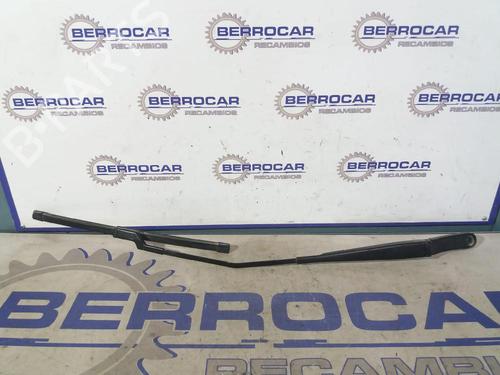 Vindspejlsviskerarm SKODA RAPID Spaceback (NH1) 1.6 TDI (90 hp) 31569531