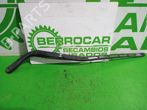 Used Front windshield wiper arm PEUGEOT 307 Break (3E) 1.6 16V (109 hp) 31546744