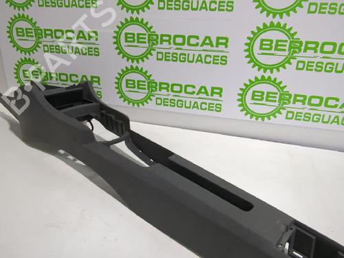 Used Middle console SEAT IBIZA III (6L1) 1.4 TDI (80 hp) 31568551