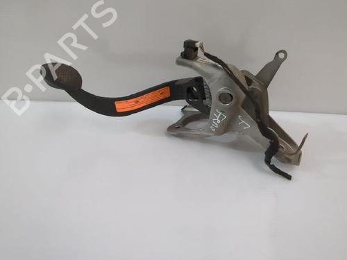 Used Break pedal Break pedal MINI MINI (R56) One (95 hp) 31564719 31564719