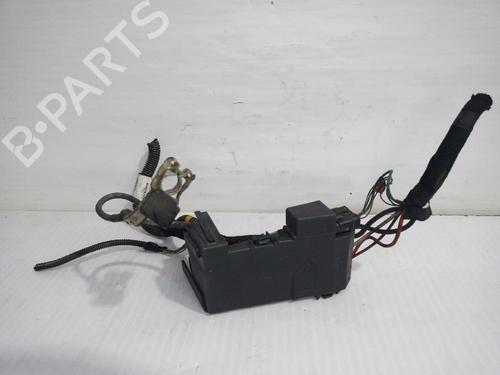 Used Fuse box PEUGEOT 3008 I MPV (0U_) 1.6 HDi (114 hp) 31555370