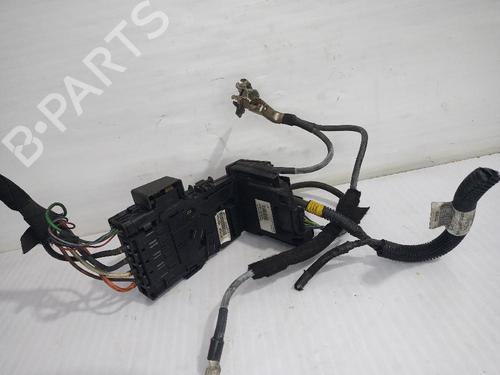 Fuse box PEUGEOT 3008 I MPV (0U_) 1.6 HDi | BP31555370E1