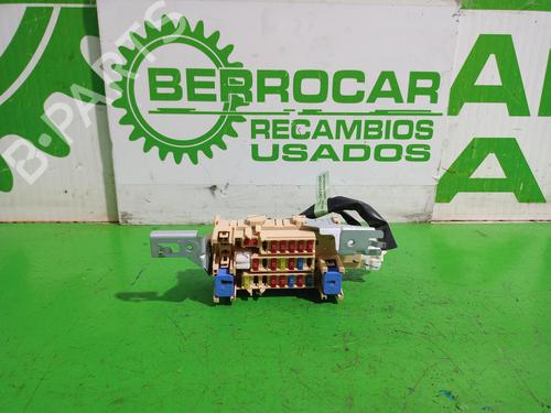 Used Fuse box Fuse box 38861795 38861795