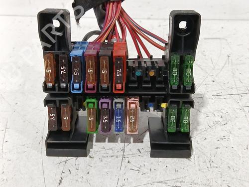 Used Fuse box Fuse box 38865352 38865352