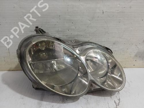 Used Right headlight Right headlight MERCEDES-BENZ CLK (C209) CLK 240 (209.361) (170 hp) 31564132 31564132