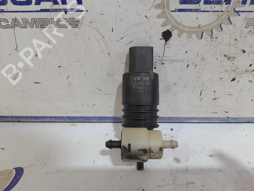 Used Washer pump Washer pump VW POLO IV (9N_, 9A_) 1.4 TDI (70 hp) 31540342 31540342