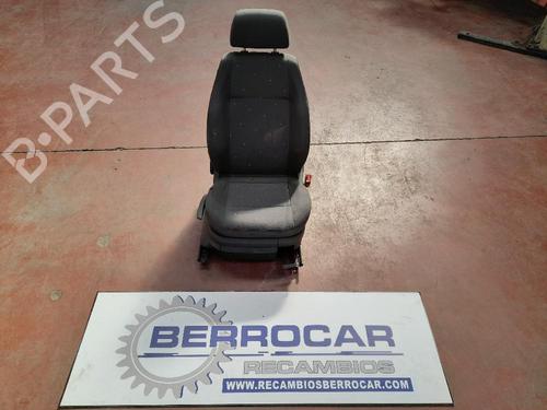 Used Right front seat VW POLO IV (9N_, 9A_) 1.2 (54 hp) 31538748