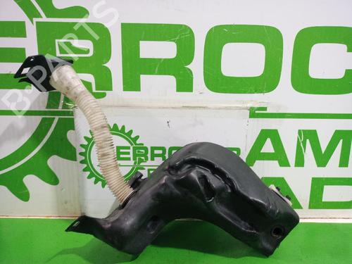 Used Windscreen washer tank CITROËN C4 I (LC_) [2004-2014]  31675833