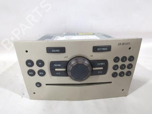 Used Radio Radio OPEL CORSA D (S07) 1.2 (L08, L68) (80 hp) 33746740 33746740