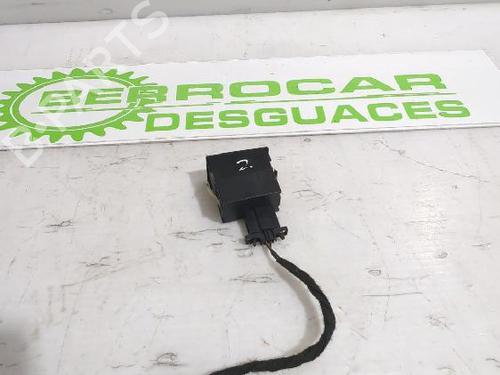 Used Switch SEAT ALHAMBRA (7V8, 7V9) 1.9 TDI (115 hp) 32462884