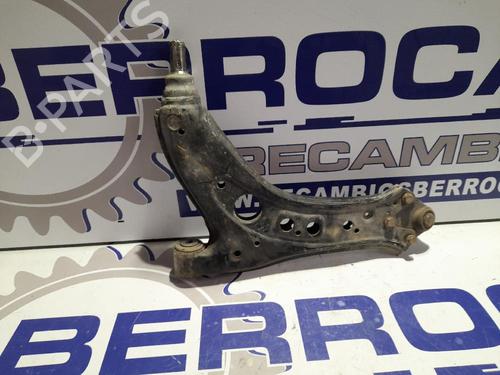 Used Right front suspension arm Right front suspension arm VW POLO IV (9N_, 9A_) 1.2 (54 hp) 31570872 31570872