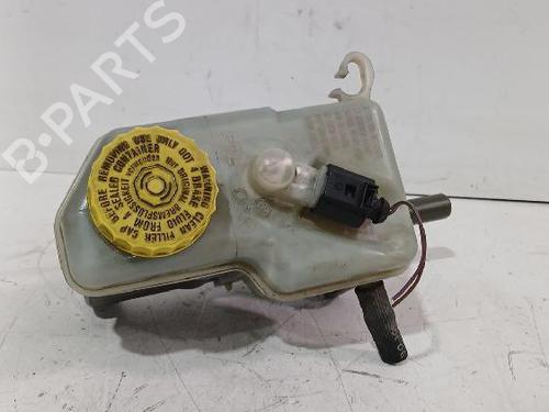 Used Brake master cylinder Brake master cylinder VW POLO IV Saloon (9N2, 9N4) 1.9 TDI (101 hp) 32464180 32464180