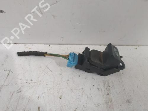 Used Right front window switch Right front window switch LAND ROVER FREELANDER 2 (L359) 2.2 TD4 4x4 (160 hp) 31565037 31565037