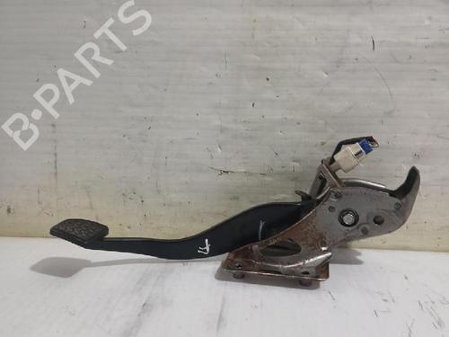 Used Break pedal Break pedal TOYOTA COROLLA Verso (ZER_, ZZE12_, R1_) 2.2 D-4D (AUR10_, AUR10R) (177 hp) 31563761 31563761