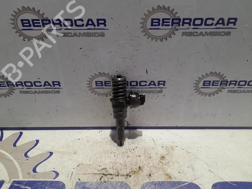 Used Injector Injector VW GOLF V (1K1) 1.9 TDI (105 hp) 31570703 31570703