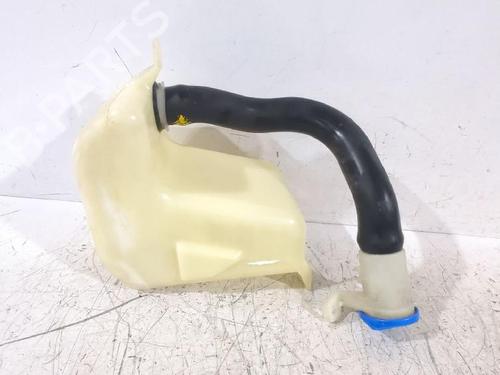 Sprinklertank Sprinklertank LAND ROVER FREELANDER I (L314) 2.0 Td4 4x4 (109 hp) 33735257 33735257