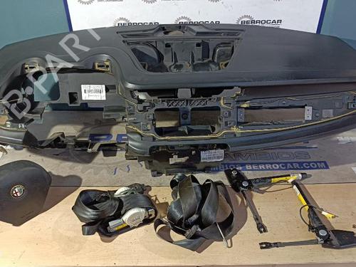 Used Airbag Kit ALFA ROMEO GIULIETTA (940_) 1.6 JTDM (940FXD1A) (105 hp) 31570026