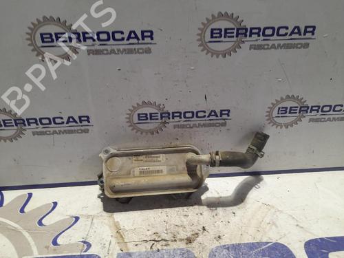 Used Oil radiator TOYOTA COROLLA Verso (ZER_, ZZE12_, R1_) 2.2 D-4D (AUR10_, AUR10R) (177 hp) 31678738