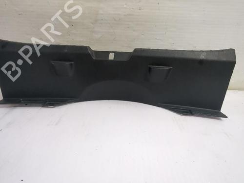 Used Tailgate trim Tailgate trim TOYOTA YARIS (_P13_) 1.5 (NSP131_) (112 hp) 31562943 31562943